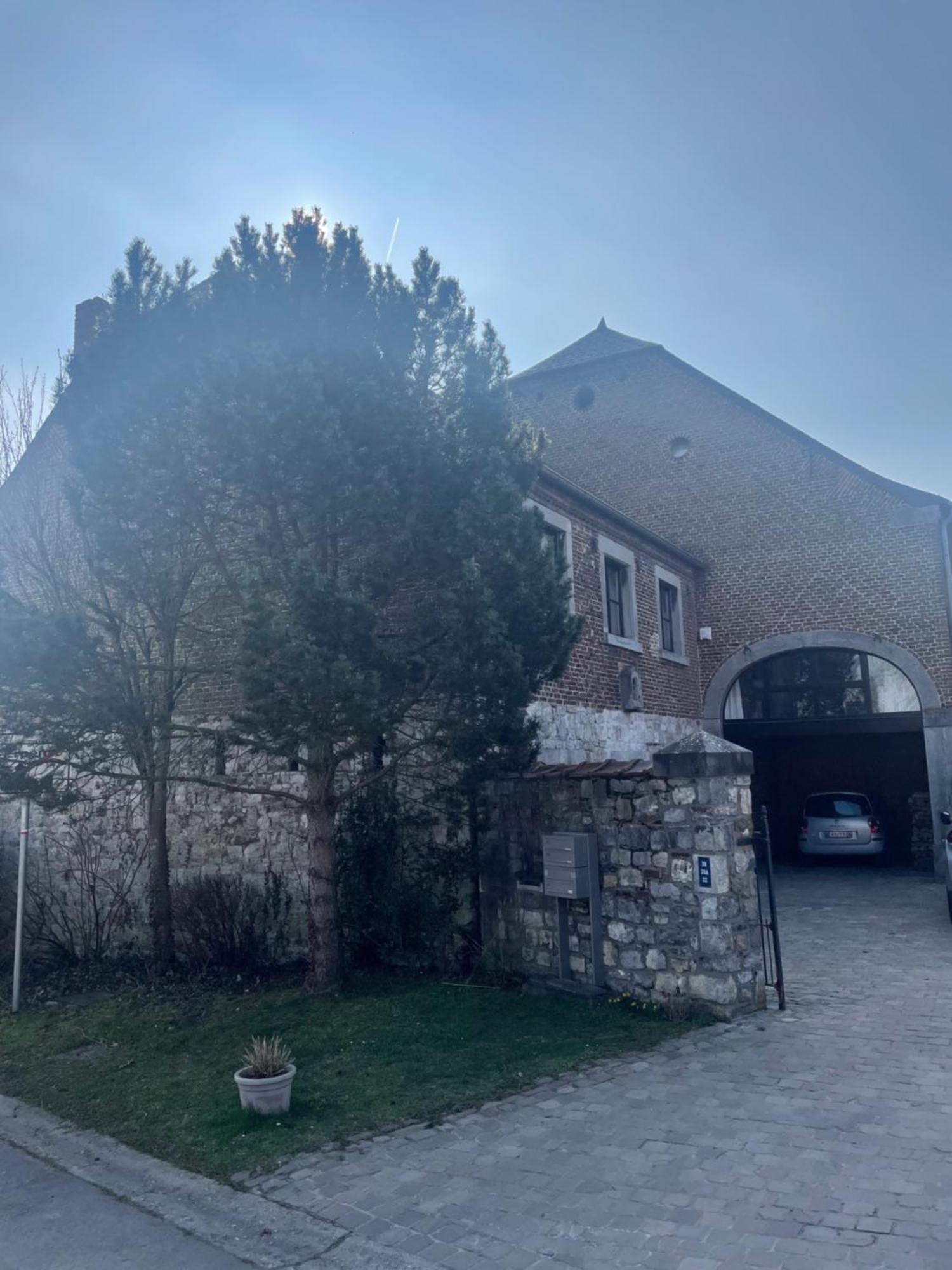 Les Deux Chambres Au Dessus De La Colline Namur Bagian luar foto